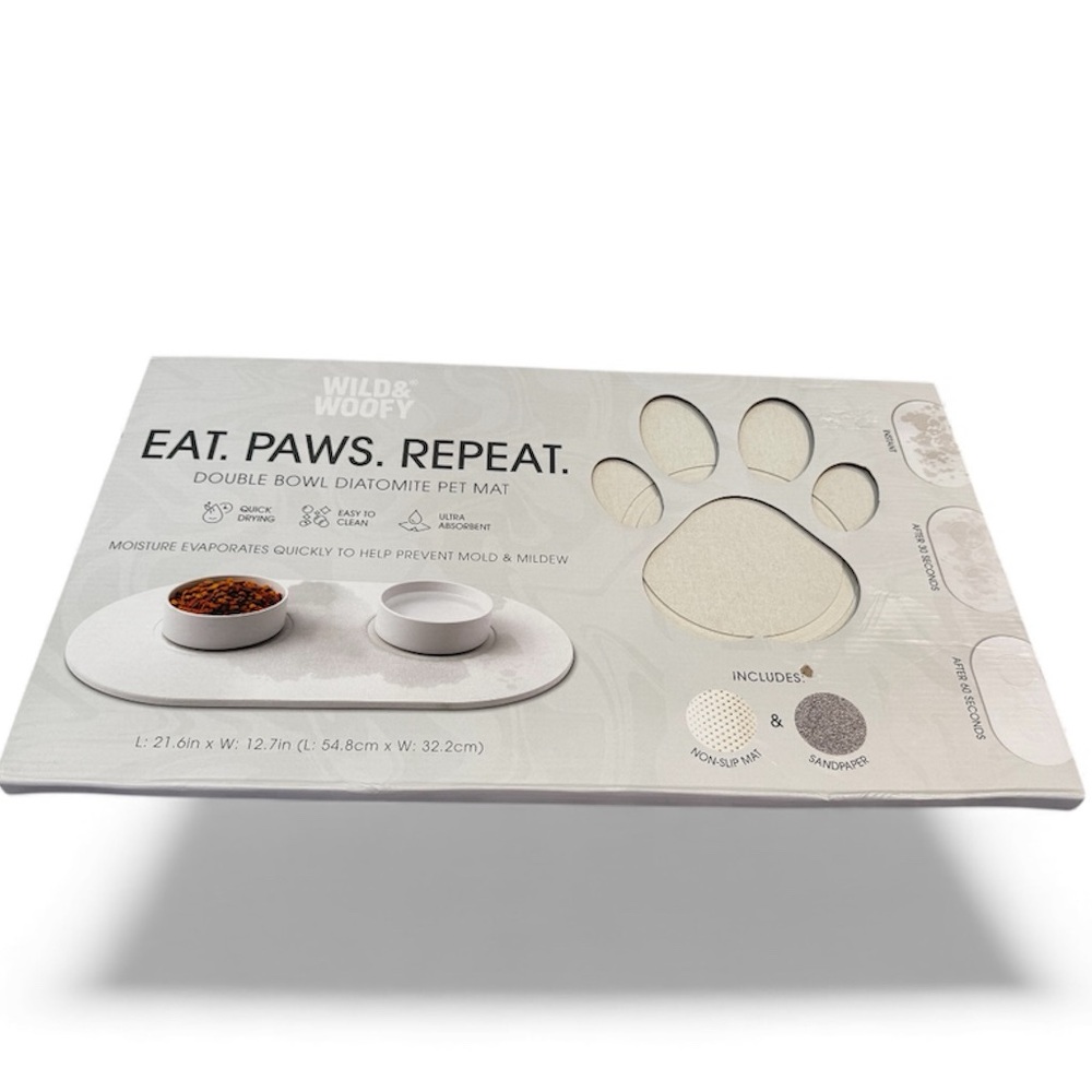 Wild & Woofy Double Bowl Diatomite Pet Stone Mat in off white/cream.